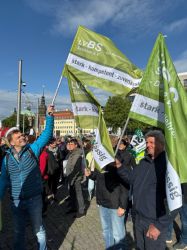 2025 Demo2 003 (Custom)